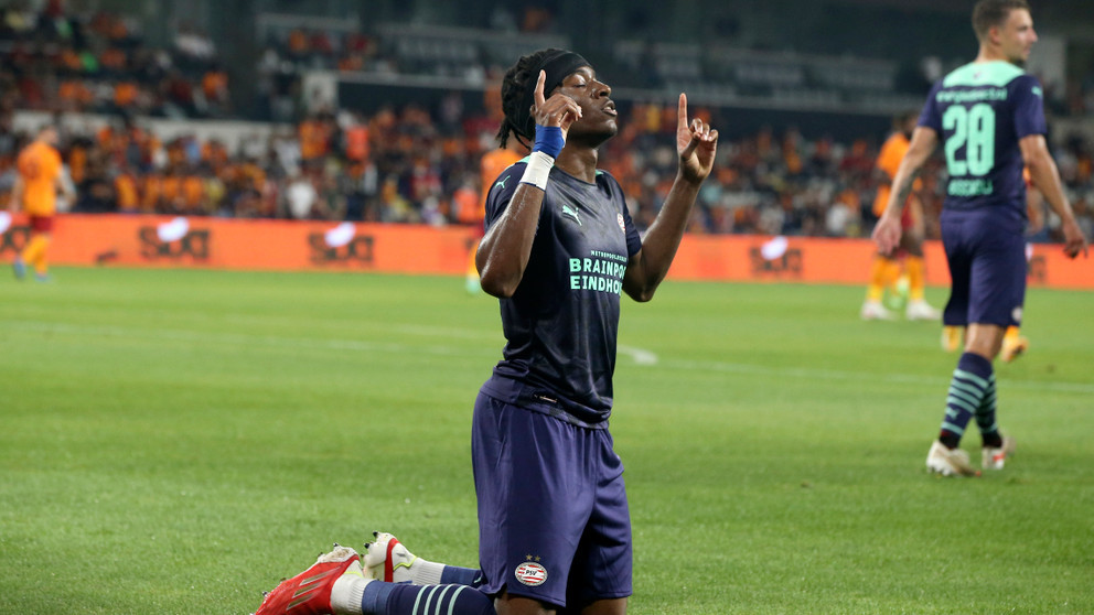 托特纳姆迎荷甲关键赛,国际比赛日调整名单,引发热议,数据趋势出现新变化(托特纳姆热刺球员名单)-爱游戏在线入口